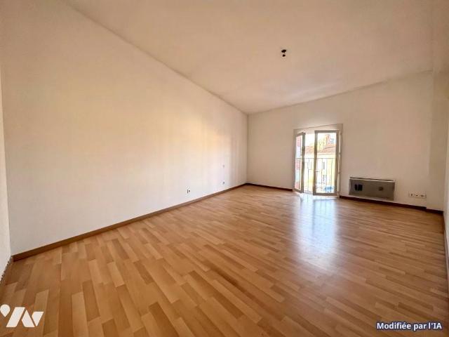 Immeuble en vente à Nérac, Nouvelle Aquitaine, 185000€