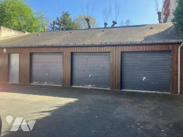 Immeuble en vente à Angers, Pays de la Loire, 1250 €