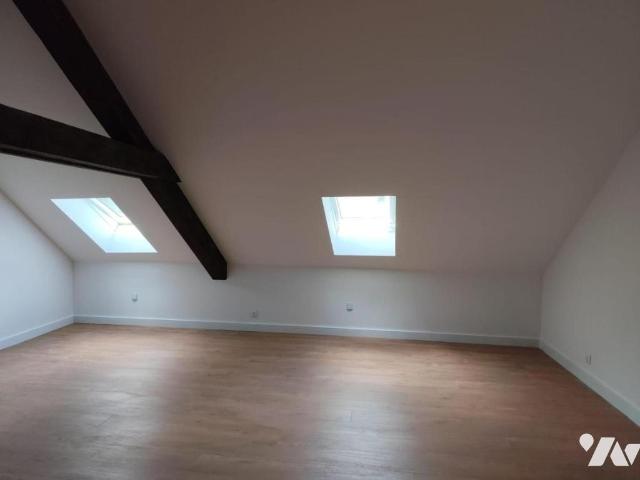 Immeuble en vente à Byans sur Doubs, Bourgogne Franche Comté, 650000€
