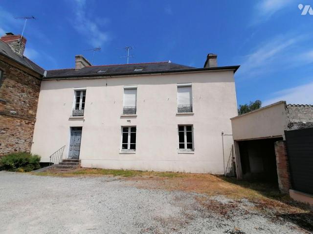 Immeuble en vente à Bain de Bretagne, 312600€