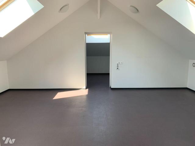 Immeuble en vente à Bailleul, Hauts de France, 621600€