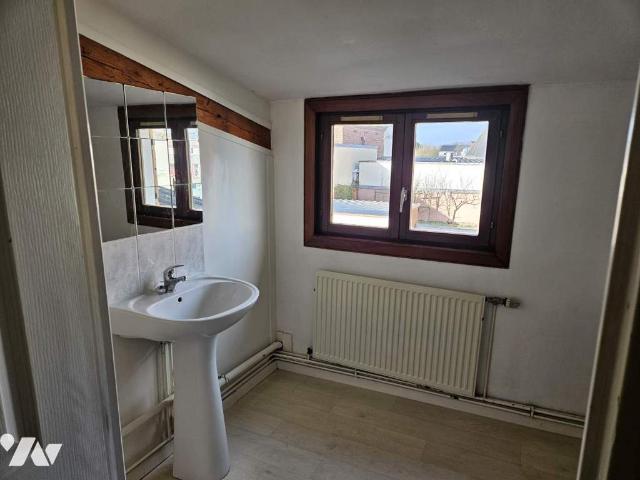 Immeuble en vente à Bapaume, Hauts de France, 136000€