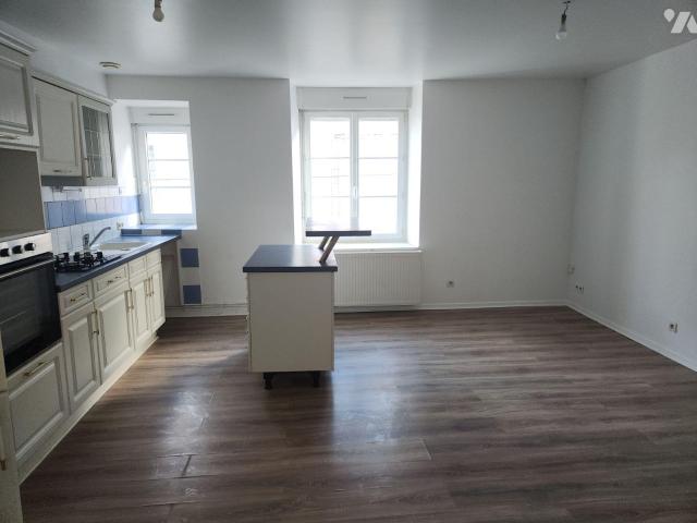 Immeuble en vente à Bar sur Aube, Grand Est, 90000€
