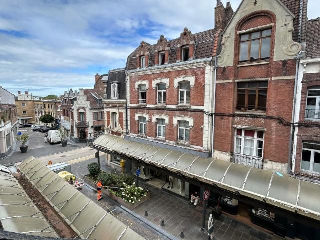 Immeuble en vente à Béthune, Hauts de France, 137000€
