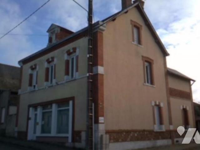 Immeuble en vente à Bordes, Centre Val de Loire, 280000€