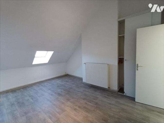Immeuble en vente à Breteuil, Normandie, 168000€