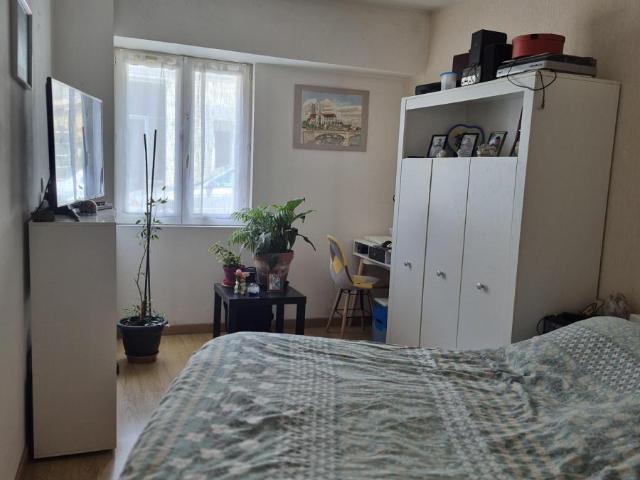 Immeuble en vente à Broons, Bretagne, 265000€