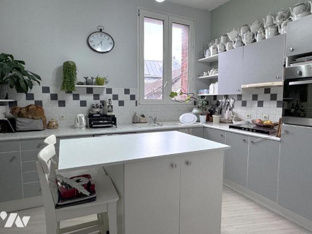 Immeuble en vente à Calais, Hauts de France, 270000€