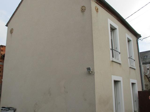 Immeuble en vente à Chabris, Centre Val de Loire, 210000€