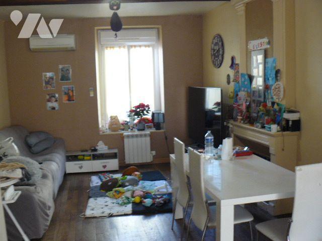 Immeuble en vente à Châtel sur Moselle, Grand Est, 78000€