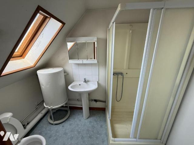 Immeuble en vente à Corbie, Hauts de France, 166400€