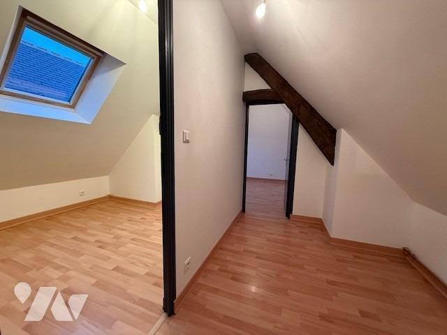 Immeuble en vente à Dol de Bretagne, 786600€