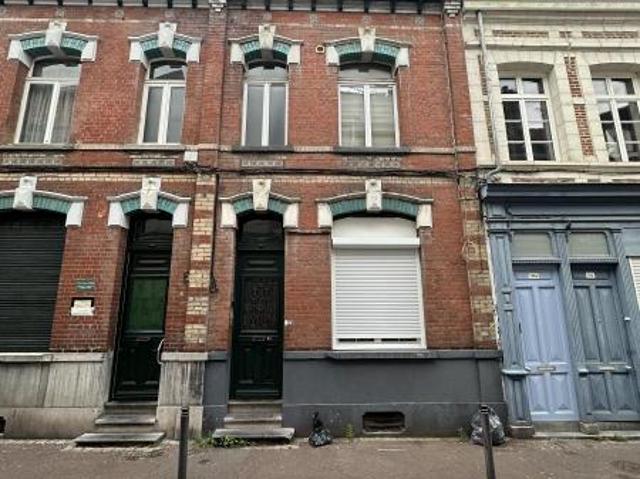 Immeuble en vente à Douai, Hauts de France, 149200€