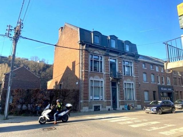 Immeuble en Vente à Esneux