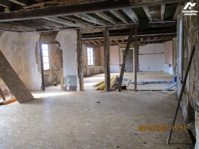 Immeuble en vente à Gaillefontaine, Normandie, 100000€