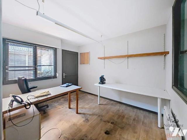 Immeuble en vente à Hazebrouck, Hauts de France, 110000€