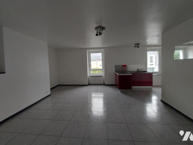 Immeuble en vente à Hennebont, Bretagne, 343320€