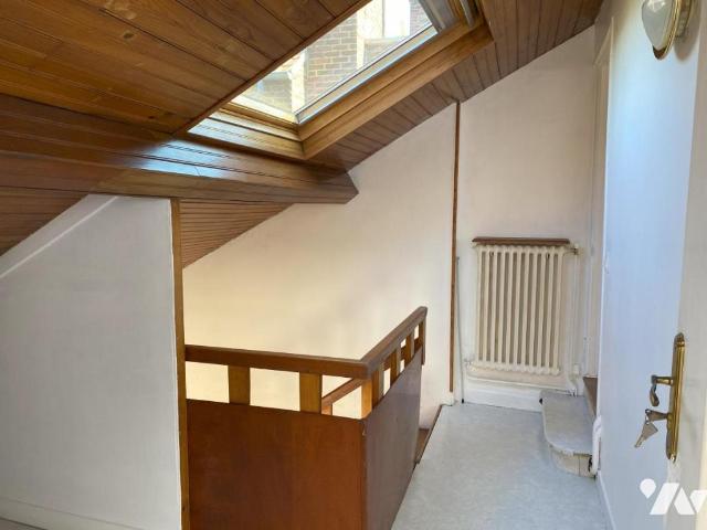 Immeuble en vente à Hénin Beaumont, Hauts de France, 240000€
