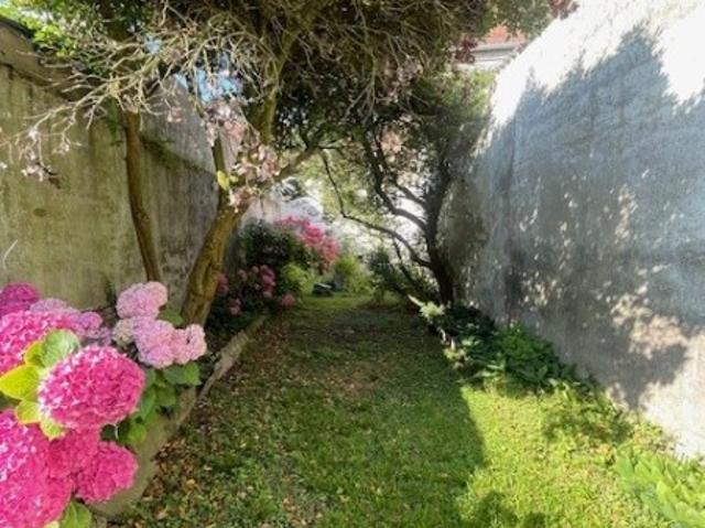Immeuble en vente à Hesdin, Hauts de France, 250000€