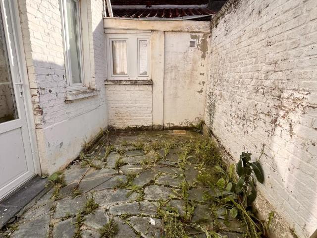 Immeuble en vente à Lens, Hauts de France, 126770€