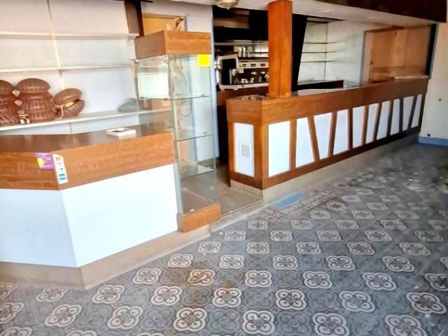 Immeuble en vente à Louvetot, Normandie, 576400€