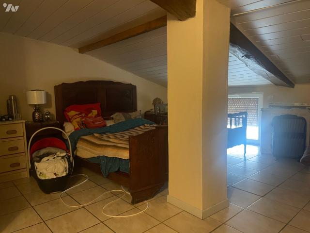 Immeuble en vente à Puch d'Agenais, Nouvelle Aquitaine, 96300€