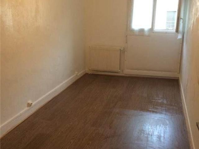 Immeuble en vente à Raon l'Étape, Grand Est, 136000€