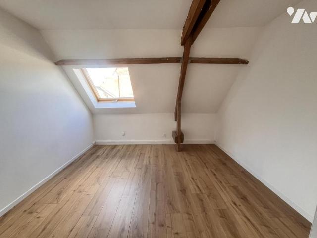 Immeuble en vente à Roucourt, Hauts de France, 770000€