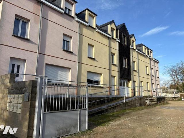 Immeuble en vente à Saint Georges sur Eure, Centre Val de Loire, 738000€