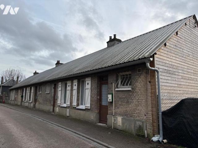 Immeuble en vente à Saint Léger du Bourg Denis, Normandie, 330000€