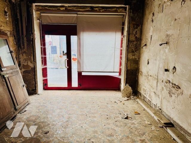 Immeuble en vente à Sainte Menehould, Grand Est, 115000€