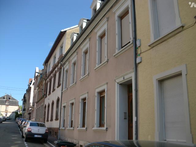Immeuble en vente à Sarreguemines, Grand Est, 195000€