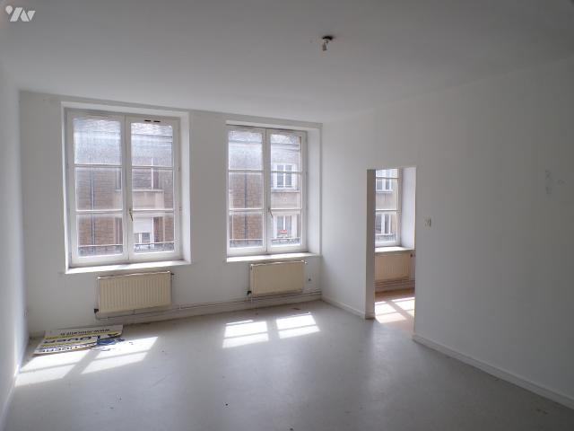 Immeuble en vente à Sedan, Grand Est, 320000€