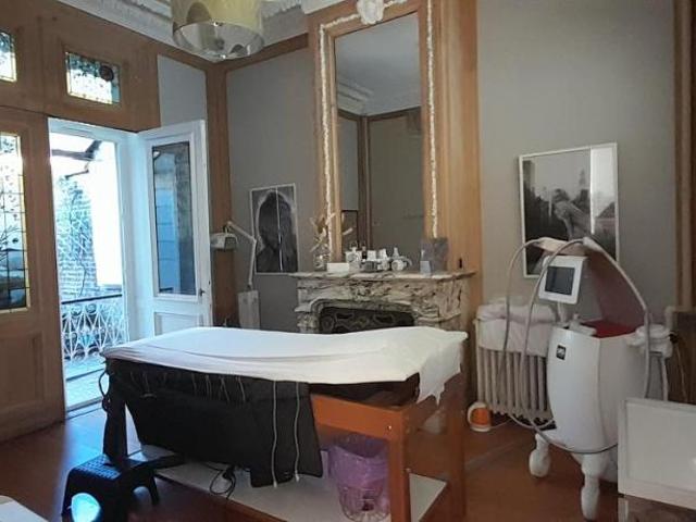 Immeuble en vente à Tourcoing, Hauts de France, 205000€