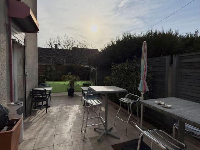 Immeuble en vente à Troyes, Grand Est, 170000€