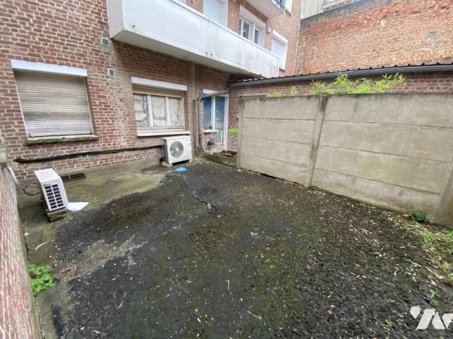 Immeuble en vente à Valenciennes, Hauts de France, 120000€