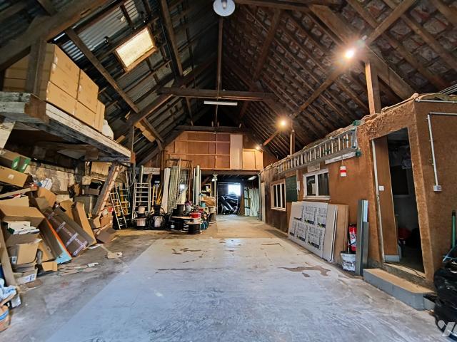 Immeuble en vente à Villers Cotterêts, Hauts de France, 230000€