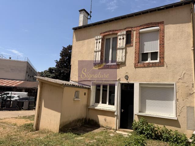 Immeuble en copropriété à 100m GARE LE MANS
