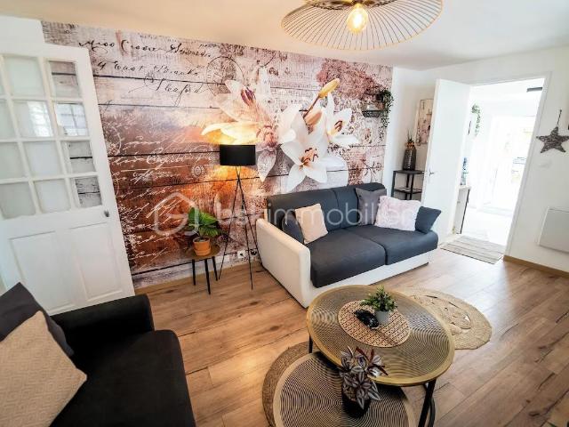 Immeuble en monopropriété composé de trois appartements à Équemauville, aux portes de Honfleur
