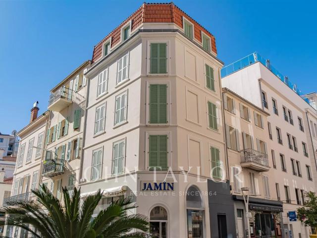 Immeuble entièrement rénové 150m² Cannes