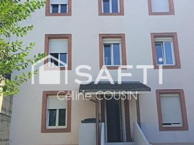 Immeuble entièrement rénové avec 7 appartements