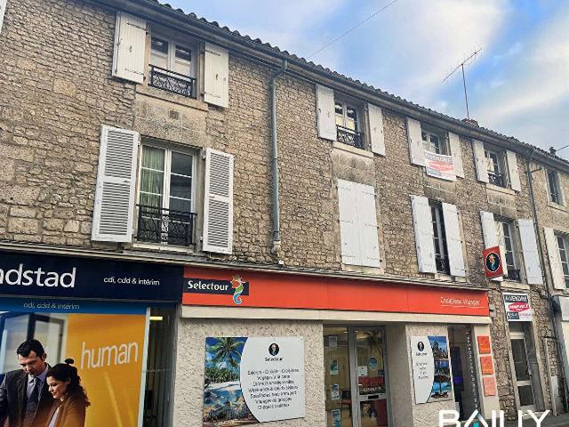 Immeuble Fontenay le Comte 85
