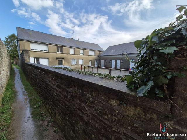 Immeuble Lassay les Châteaux 53