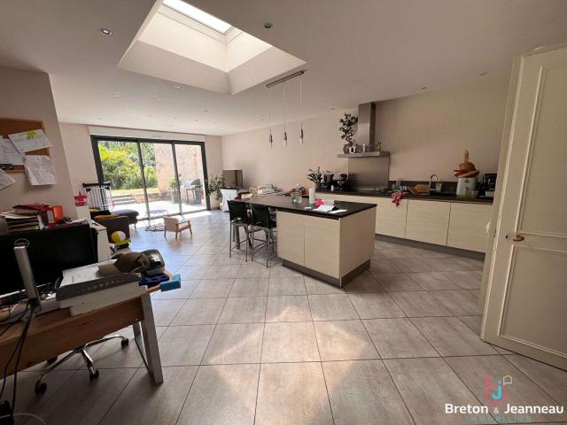Immeuble Laval 53
