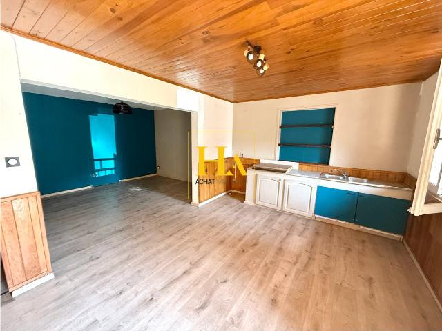 Immeuble Le Tampon 11 pièce s 300 m2, 4 appartements 300m² Le Tampon