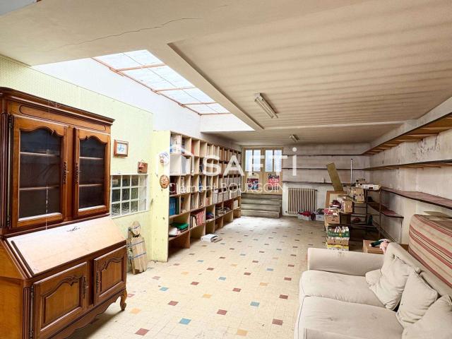 Immeuble Le Grand Lucé 72