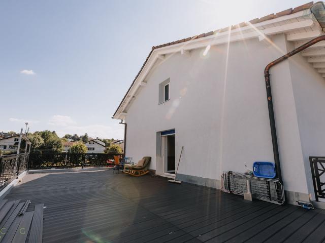 Mixed use building in the center of the village of Saignelégier. Dreamo. Ch