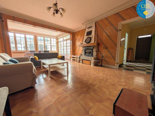 IMMEUBLE MIXTE EN HYPER CENTRE DE GUER AVEC CHT IMMOBILIER