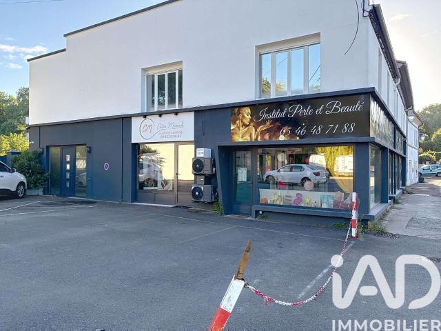 Immeuble Montguyon 17