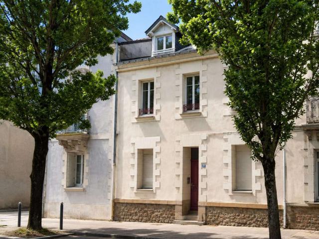 Immeuble Nantes Rond Point De Rennes 44